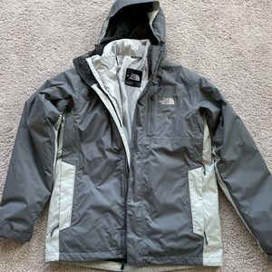 North Face Men’s triclimate jacket Size - S